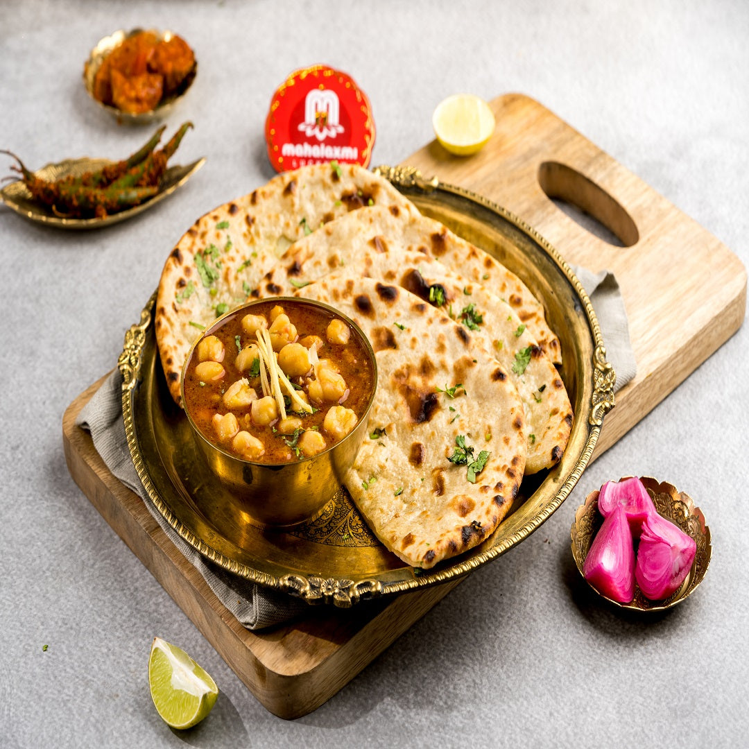 Chhola With Kulcha