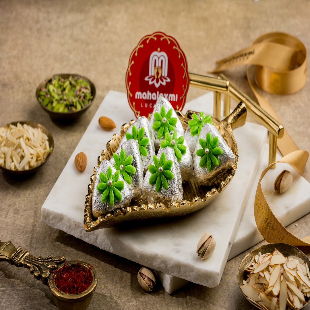 KAJU TIKONI