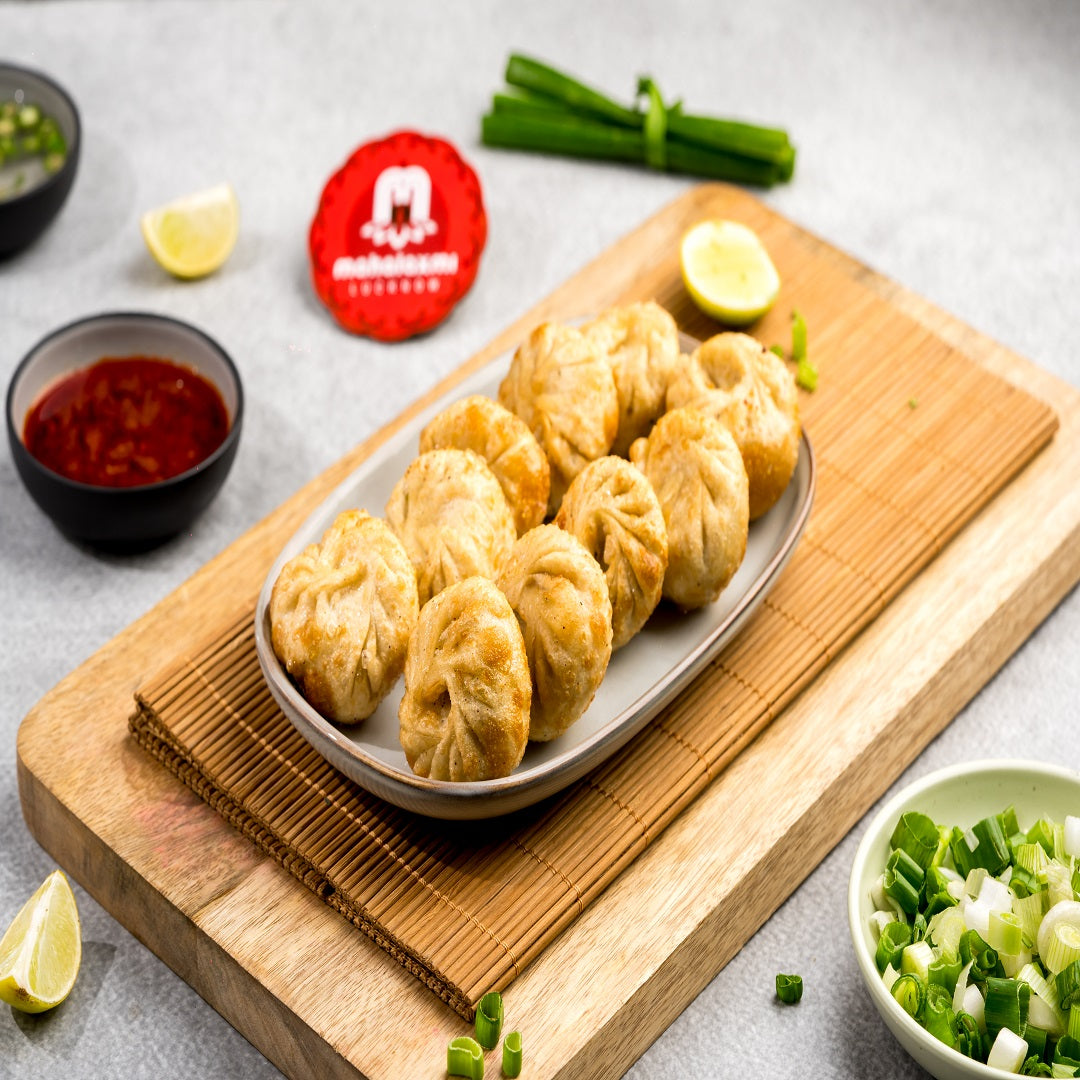 Veg Fried Momo (10 Pcs)